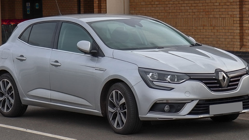 Renault-Megane HKZ Rental